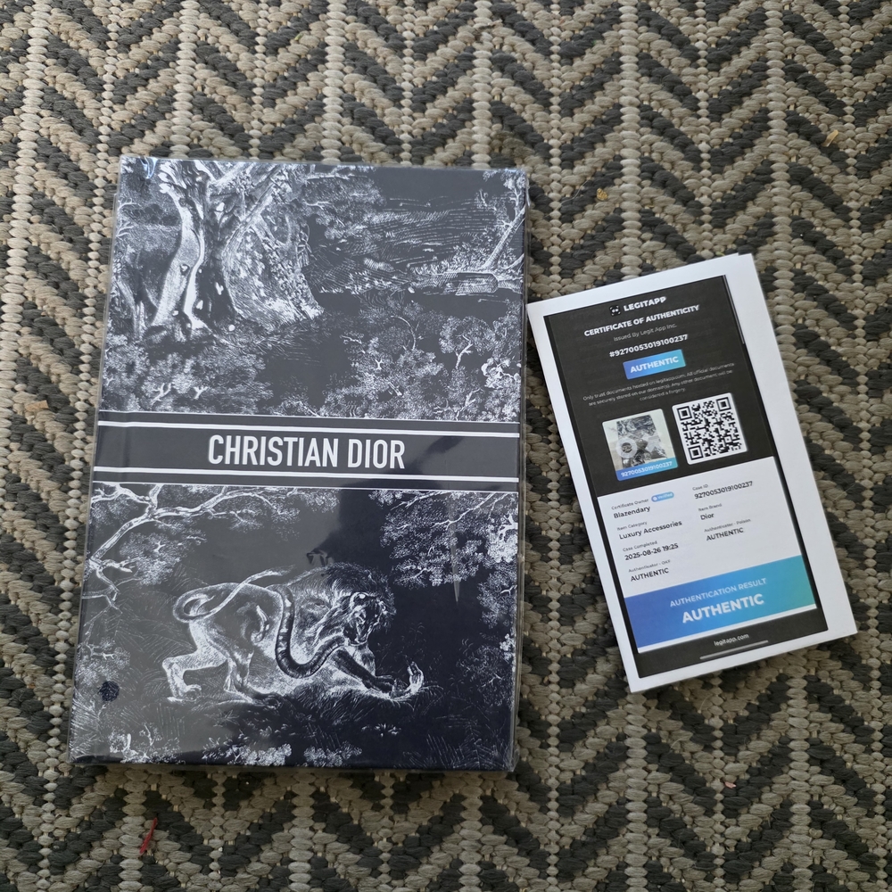 Christian Dior Black and White Book